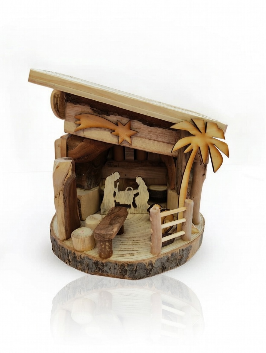 Handmade Wooden Decoration with 3D Motif in a Natural Trunk