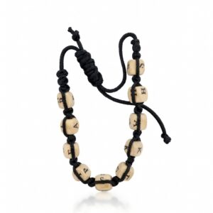 Hand-Knitted Bracelet – Shakespear